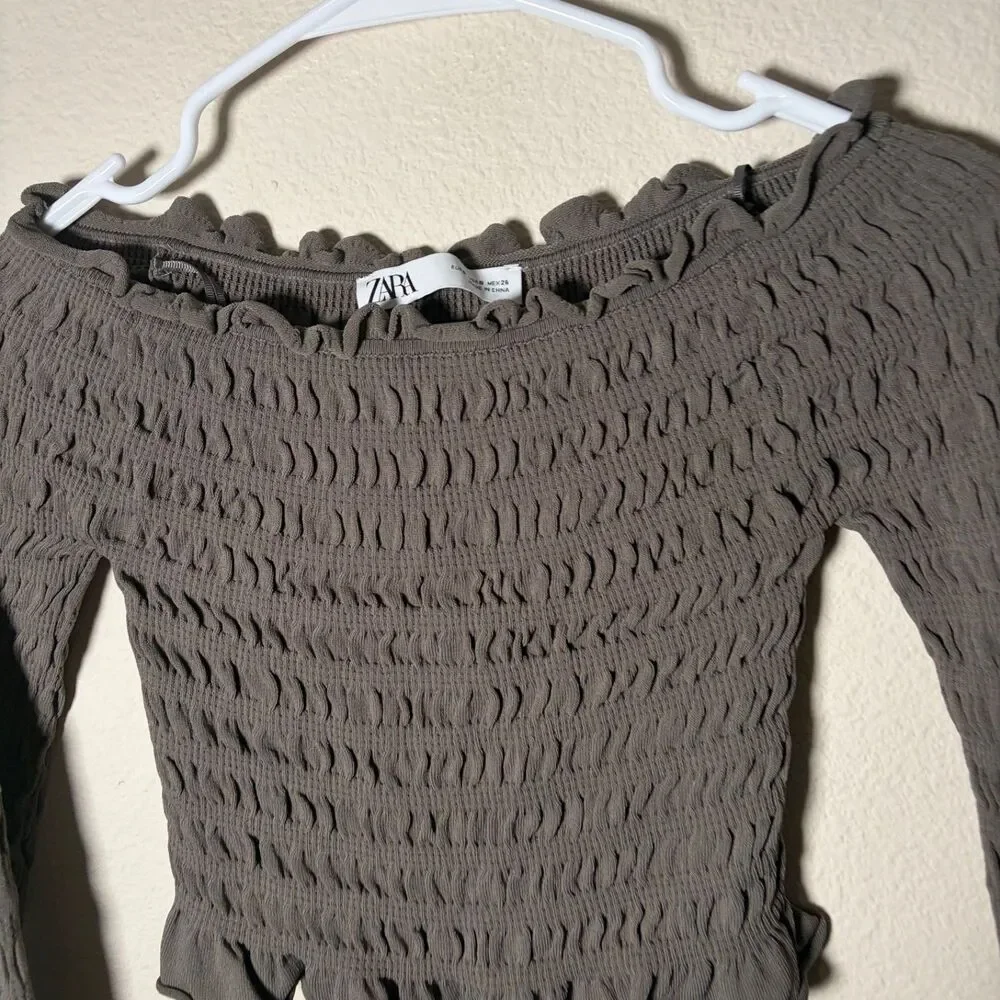 Zara Blouse Women's Small Olive Smocked Cropped Long Sleeve Ruffle Top